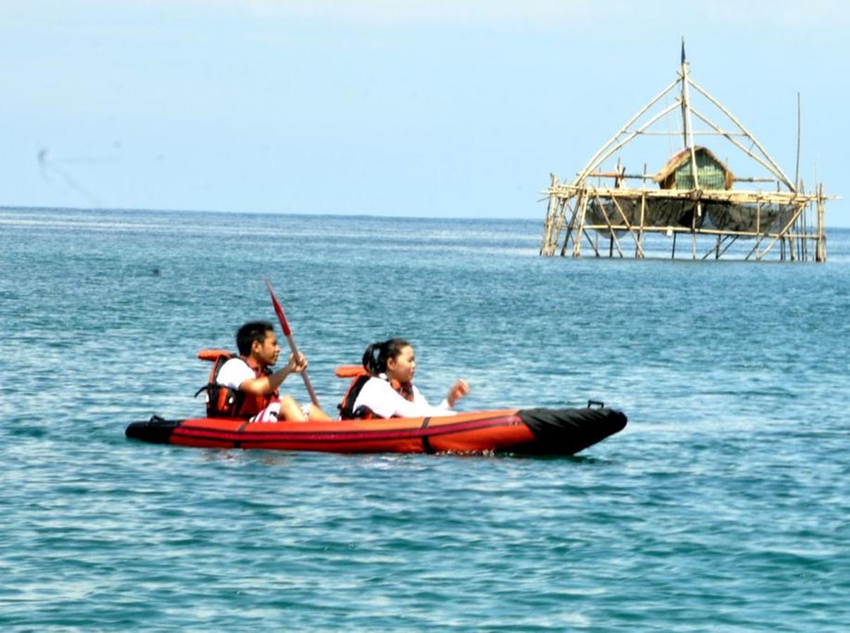 Turtle Beach Hotel Ujunggenteng Exterior foto