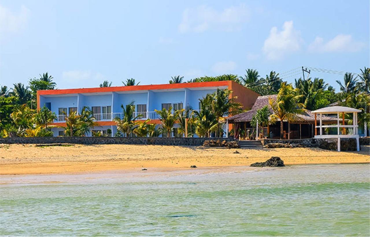 Turtle Beach Hotel Ujunggenteng Exterior foto